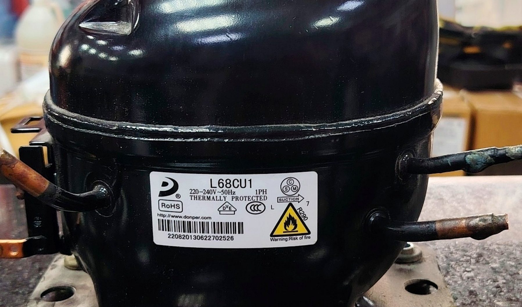 Refrigerant Compressor L68CU1 DONPER 3/8hp R290