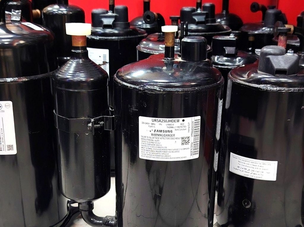 SAMSUNG Rotary Compressor UR5A250JHDEM